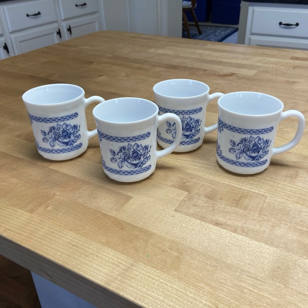 Set of 4 Vintage Honorine Arcopal France Milk Glass Blue Rose Tea Coffee Cups